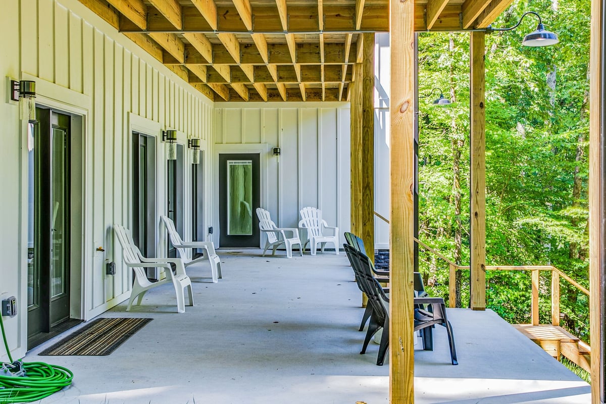 409 DRY CREEK LN, WINCHESTER, TN 37398 to Sam Hatfield Realty