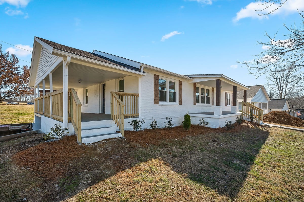 320 HILLCREST DR, CARTHAGE, TN 37030 ⋆ Blackwell Realty and Auction