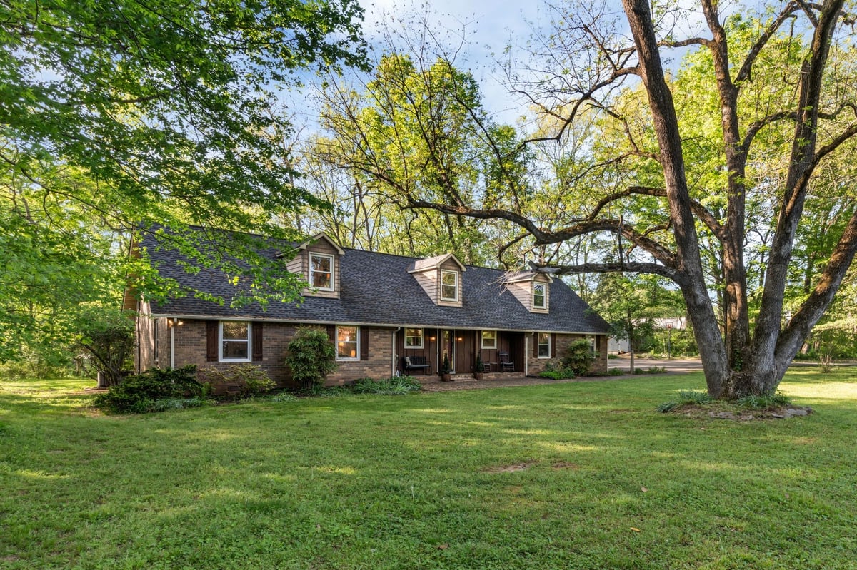 645 STEWART VALLEY DR, SMYRNA, TN 37167 ⋆ Blackwell Realty and Auction