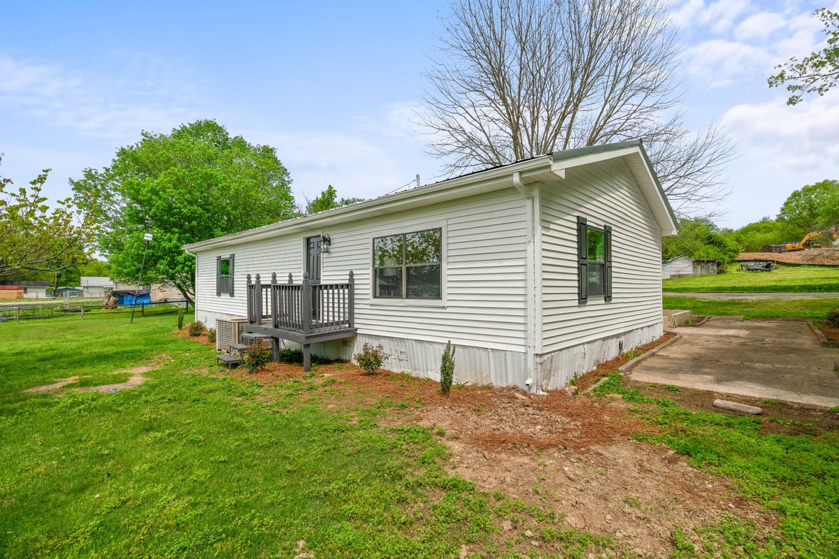 30 GENE LN, HARTSVILLE, TN 37074 ⋆ Blackwell Realty and Auction