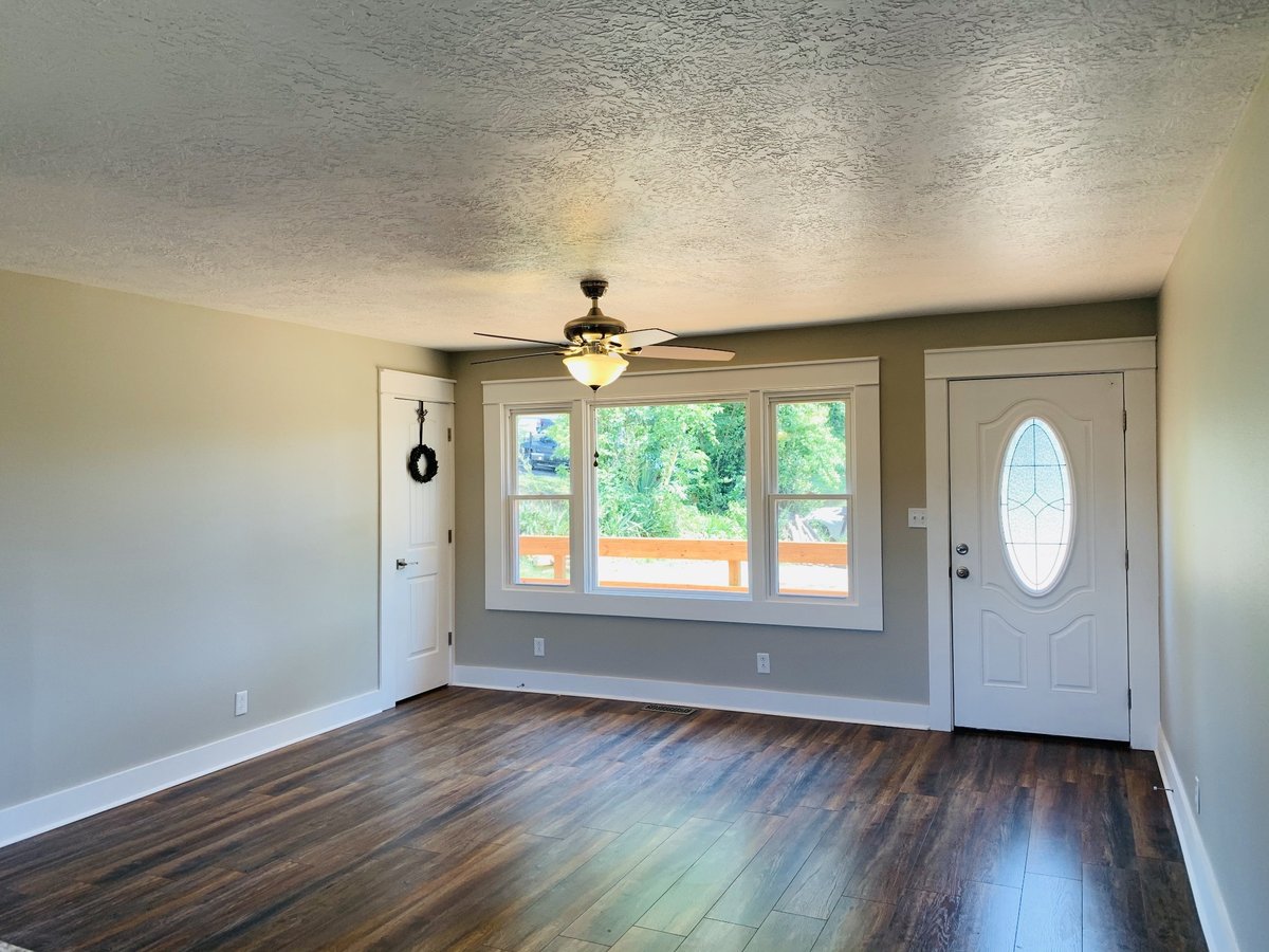 109 WALNUT DR, CARTHAGE, TN 37030 ⋆ Blackwell Realty and Auction