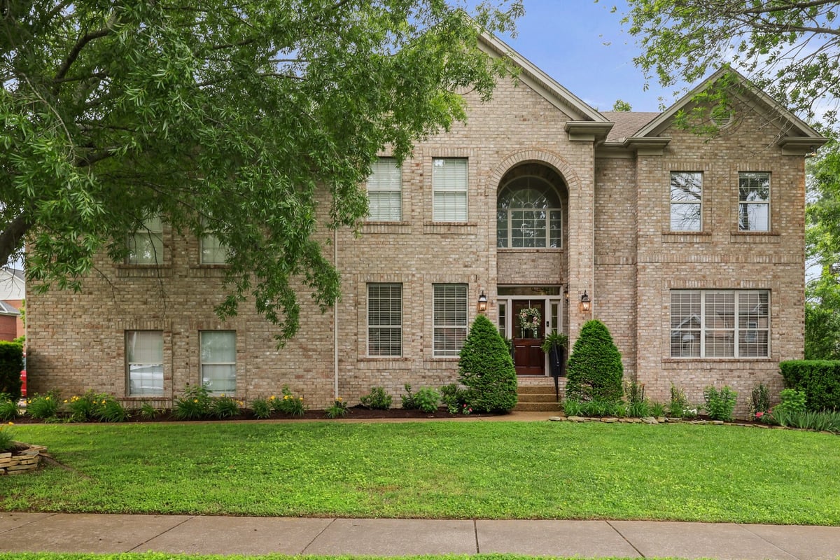 430 Logans Cir, Franklin, TN 37067