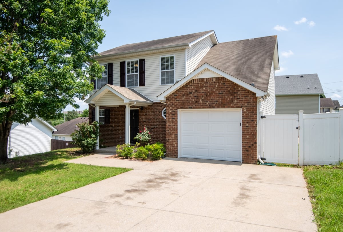 1313 TONYA DR, LA VERGNE, TN 37086 ⋆ Blackwell Realty and Auction
