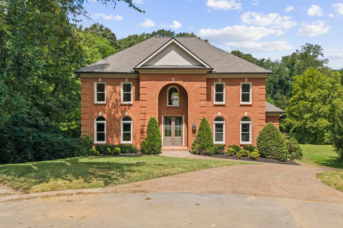 9316 Lake Shore Dr, Brentwood, TN 37027