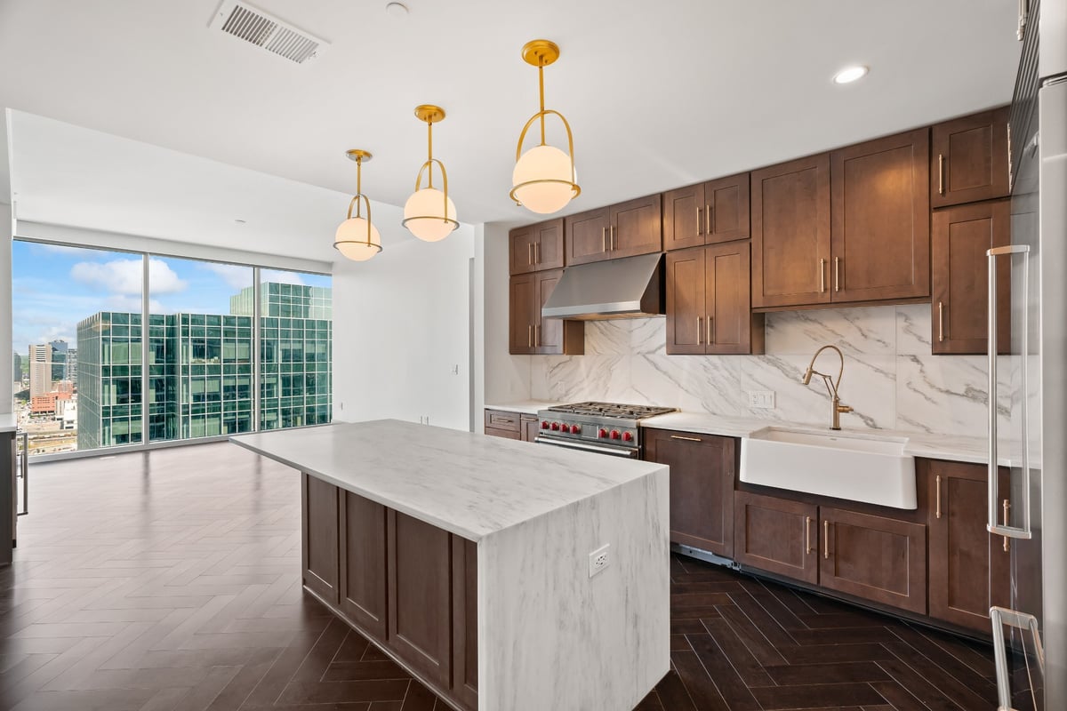 1616 West End Ave #2703