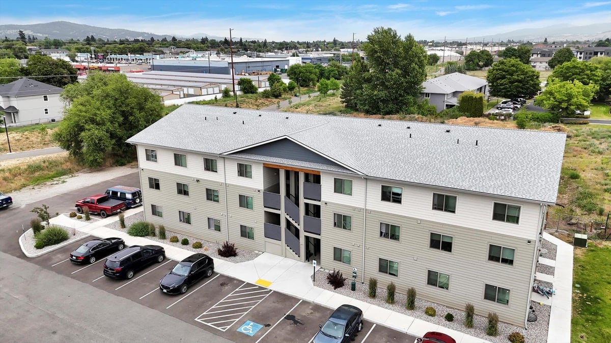 12405-12409 E 3rd Ave Spokane Valley WA 99216