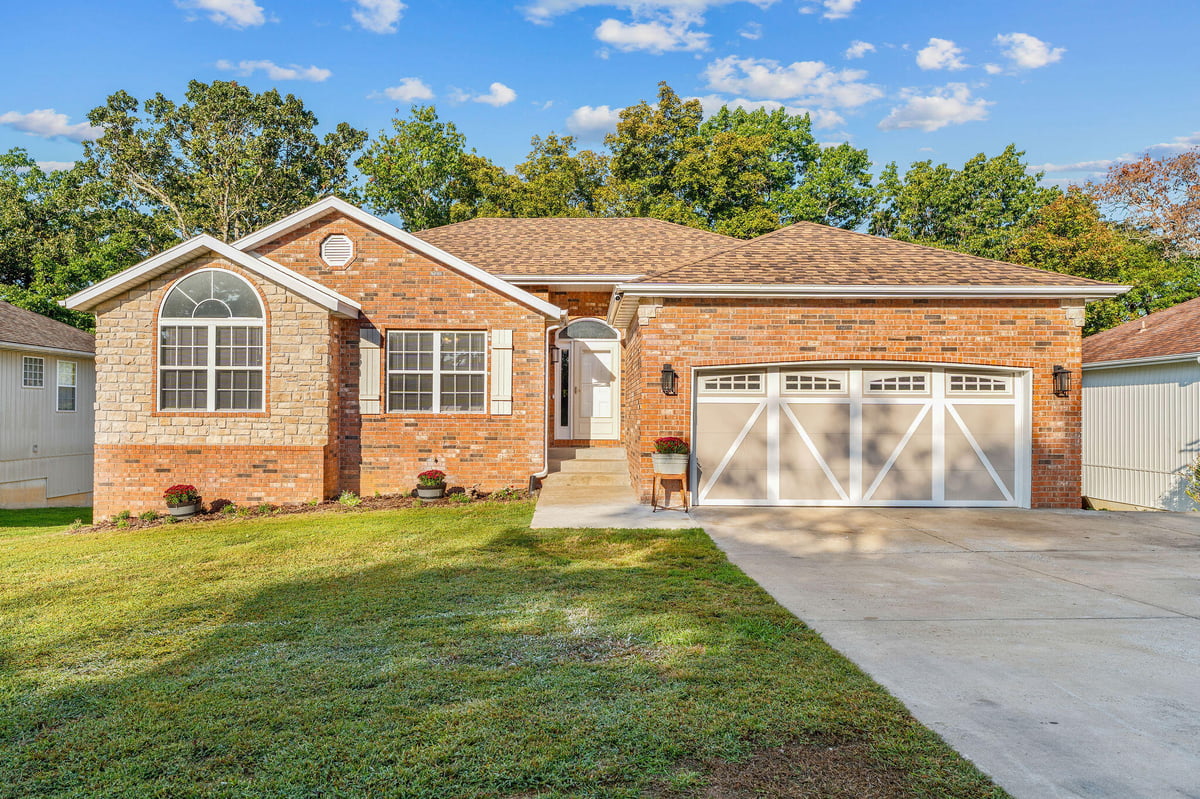 160 Shadow Lake Drive, Branson, MO 65616